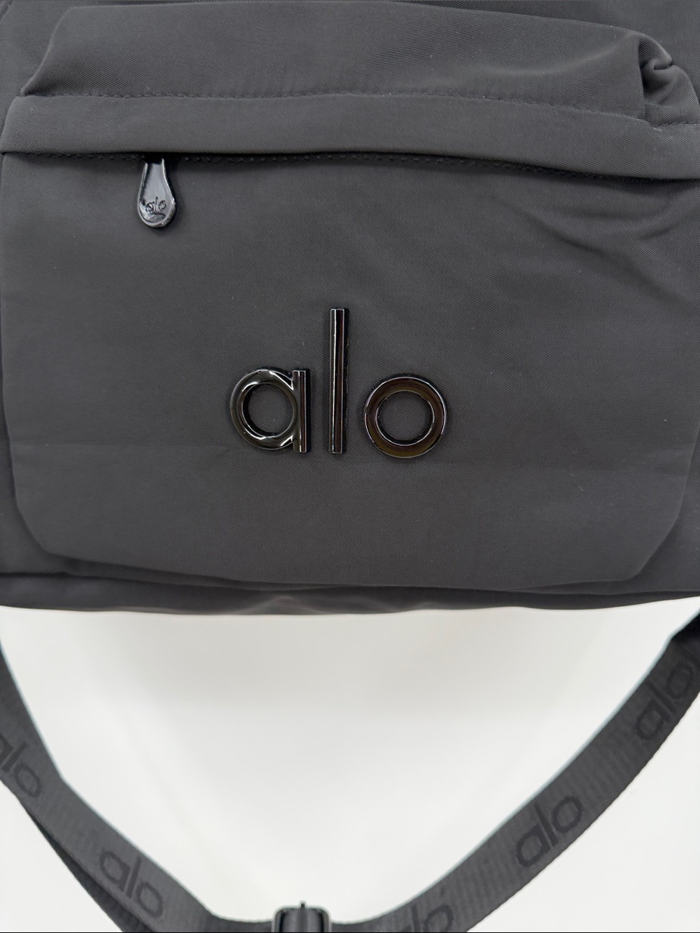Alo Black Nylon Logo Bag - Picture 2 of 11